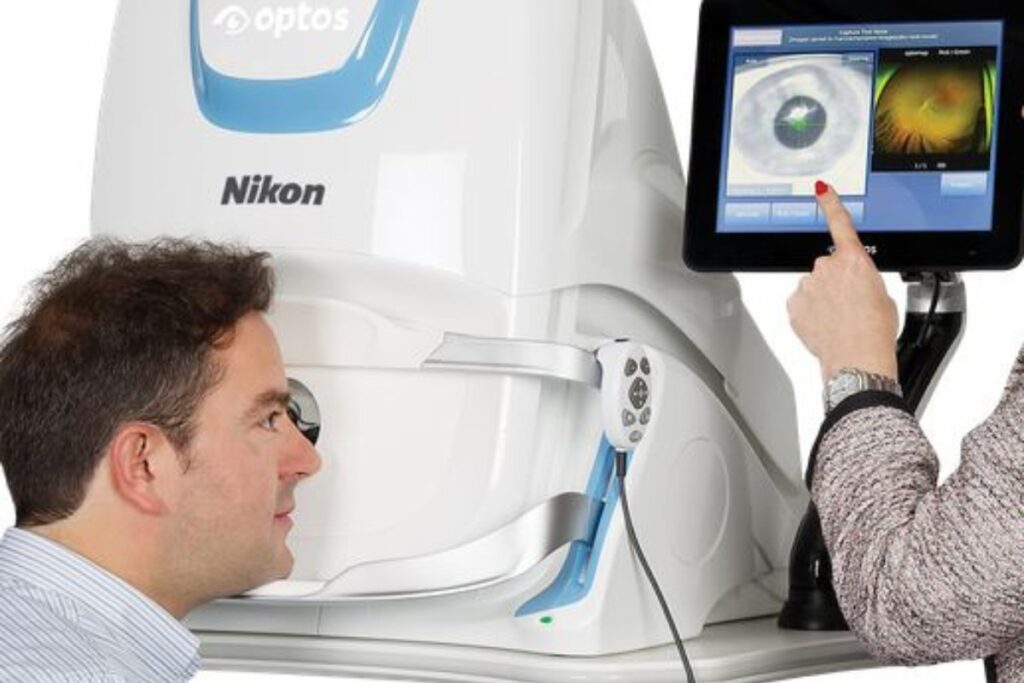 Optomap retinal photo screening – additional charges for eye test to check eye health in Winnipeg
